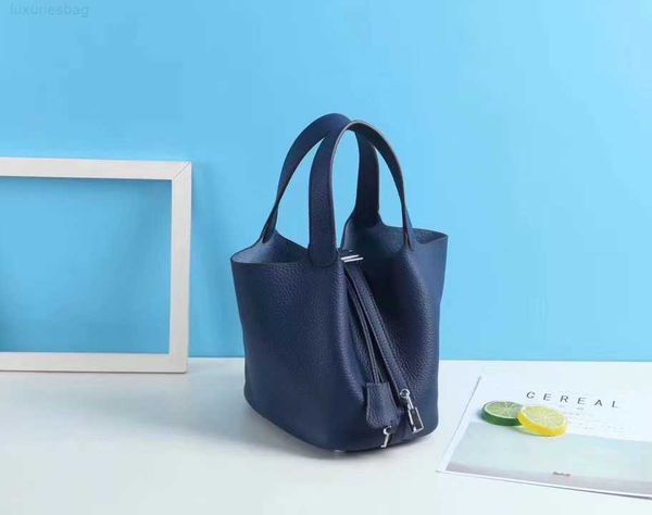 designer luxury bag h first layer lychee grain cow leather bucket silver buckle fashion portable vegetable basket women's baguxiuudi0 p
designer luxury bag h first layer lychee grain cow leather bucket silver buckle fashion portable vegetable basket women's baguxiuudi0 p