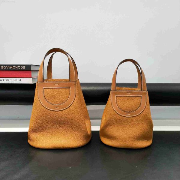 designer luxury pig nose vegetable basket handbag togo layer cow skin litchi pattern one shoulder straddle bucket bag8tilm82t picotin
designer luxury pig nose vegetable basket handbag togo layer cow skin litchi pattern one shoulder straddle bucket bag8tilm82t picotin