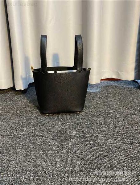 designer luxury vegetable basket portable bucket single shoulder baby and mother head layer cow skin litchi grain leather bag for womenfqawk
designer luxury vegetable basket portable bucket single shoulder baby and mother head layer cow skin litchi grain leather bag for womenfqawk