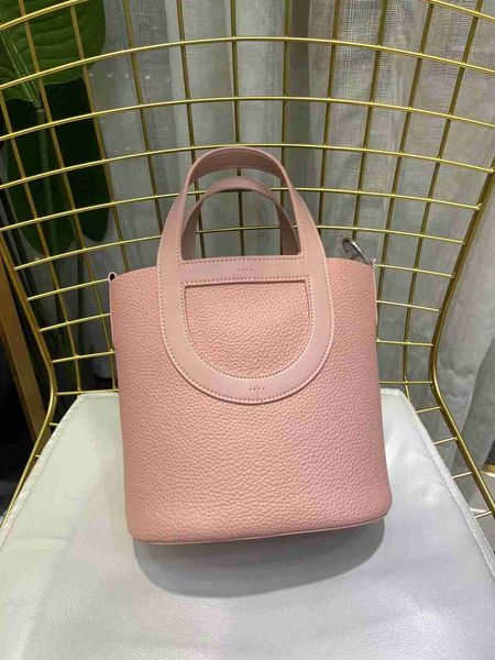 designer luxury bag bucket and winter h layer cow pig nose vegetable basket children's messenger soft leather tote bagvaty816a picotin
designer luxury bag bucket and winter h layer cow pig nose vegetable basket children's messenger soft leather tote bagvaty816a picotin