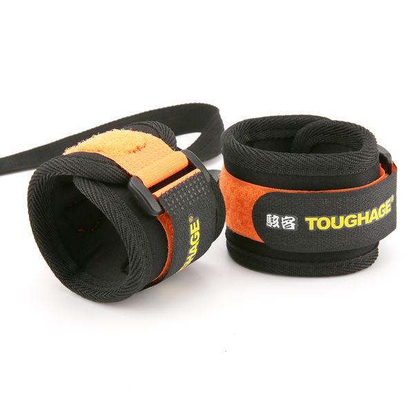 fabric toughage double layer handcuffs bondage beginer kit blindfold hand cuff toy for couple accessories erotic produ glans massager produc, Black;white
fabric toughage double layer handcuffs bondage beginer kit blindfold hand cuff toy for couple accessories erotic produ glans massager produc, Black;white