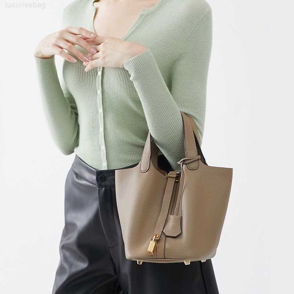 designer luxury bag vegetable female bucket small highend portable cabbage basket tide picotin
designer luxury bag vegetable female bucket small highend portable cabbage basket tide picotin