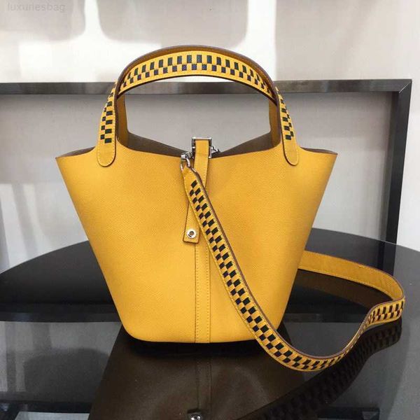 designer luxury bag h woven shoulder strap palm grain vegetable basket women's bucket cow leather hand messenger bagcncvddht picotin
designer luxury bag h woven shoulder strap palm grain vegetable basket women's bucket cow leather hand messenger bagcncvddht picotin