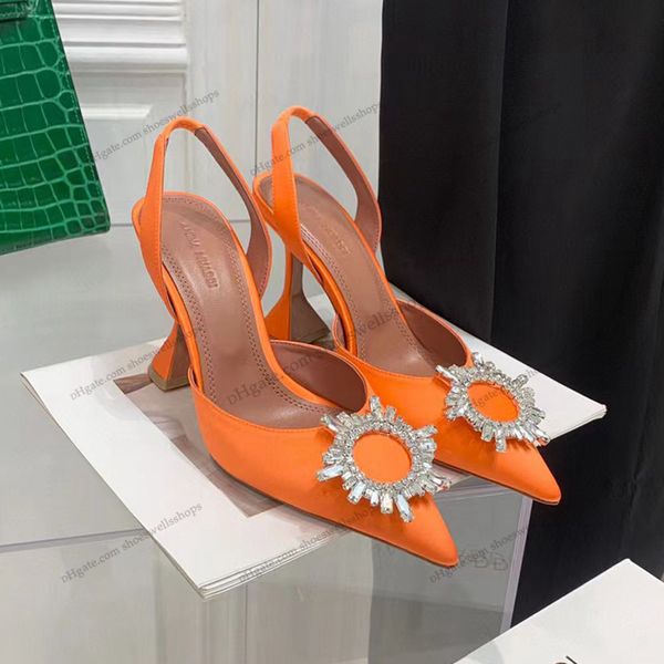 amina muaddi wedding dress shoes 7cm 10cm begum bowknot butterfly pvc pumps high heels diamond shine sandals rhinestone transparent women cr
amina muaddi wedding dress shoes 7cm 10cm begum bowknot butterfly pvc pumps high heels diamond shine sandals rhinestone transparent women cr