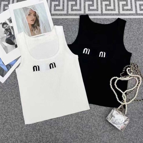 miu vest summer tank r t shirt fashion wool knitwear bikini sleeveless t shirt luxury crop sweatshirt, White
miu vest summer tank r t shirt fashion wool knitwear bikini sleeveless t shirt luxury crop sweatshirt, White