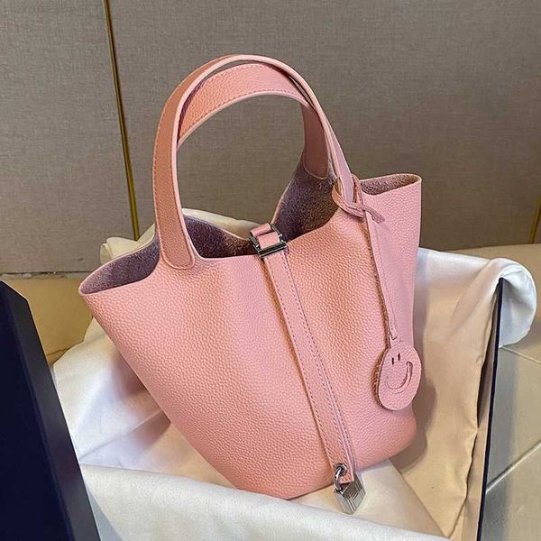 h bag designer luxury genuine leather vegetable basket women's versatile water bucket bag handle small and end high capacity elephant g
h bag designer luxury genuine leather vegetable basket women's versatile water bucket bag handle small and end high capacity elephant g