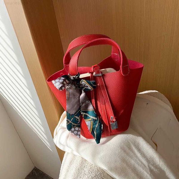 designer luxury vegetable basket simple and fashionable handheld women's silk scarf litchi pattern mother water bucket bagug0qwuce pico
designer luxury vegetable basket simple and fashionable handheld women's silk scarf litchi pattern mother water bucket bagug0qwuce pico