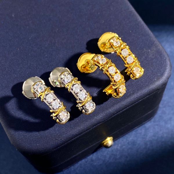 2023 new ear studs for women zircon inlaid claw diamond cross full gold silver interlaced c shape ing, Golden;silver
2023 new ear studs for women zircon inlaid claw diamond cross full gold silver interlaced c shape ing, Golden;silver
