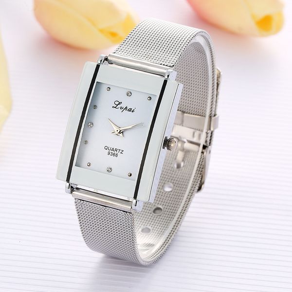 women's watches fashion rectangle bracelet women luxury crystal ladies clock reloj mujer zegarek damski 230404, Slivery;golden
women's watches fashion rectangle bracelet women luxury crystal ladies clock reloj mujer zegarek damski 230404, Slivery;golden