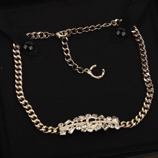 2023 luxury quality charm pendant necklace with diamond and hollow design in 18k gold plated have box stamp ps7789a, Golden
2023 luxury quality charm pendant necklace with diamond and hollow design in 18k gold plated have box stamp ps7789a, Golden