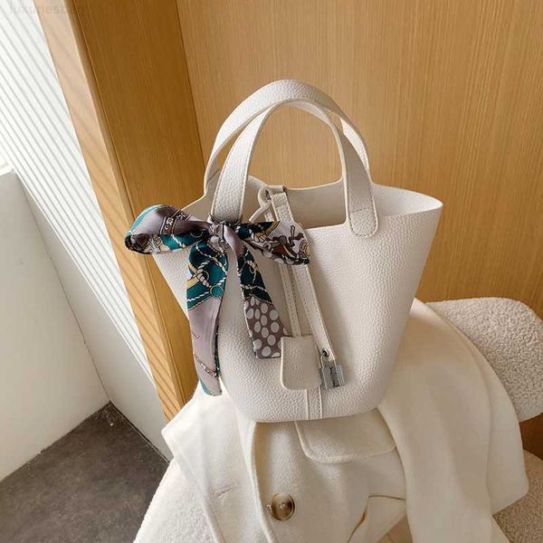 designer luxury vegetable basket simple and fashionable handheld women's silk scarf litchi pattern mother water bucket bag7k9t7g5x pico
designer luxury vegetable basket simple and fashionable handheld women's silk scarf litchi pattern mother water bucket bag7k9t7g5x pico