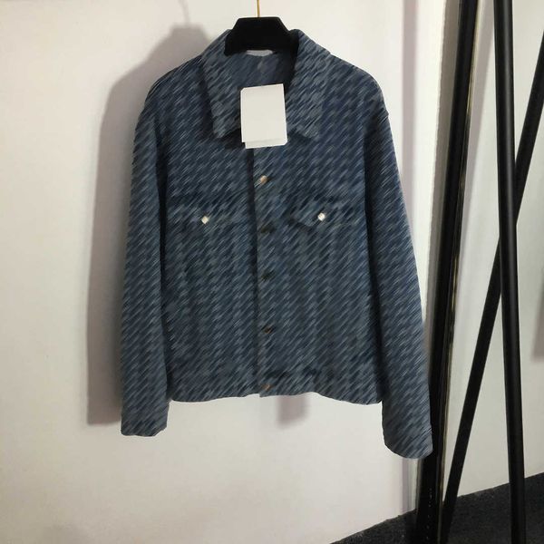 23ss womens jacket womens designer clothing breast pocket lapel presbyopia a letter embroidery jacquard denim coat women clothes, Black;brown
23ss womens jacket womens designer clothing breast pocket lapel presbyopia a letter embroidery jacquard denim coat women clothes, Black;brown