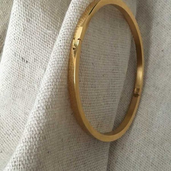 new arrival bangle quality stainless steel letter famous bangles bracelet women jewelry gift wholesale tennis, Silver
new arrival bangle quality stainless steel letter famous bangles bracelet women jewelry gift wholesale tennis, Silver
