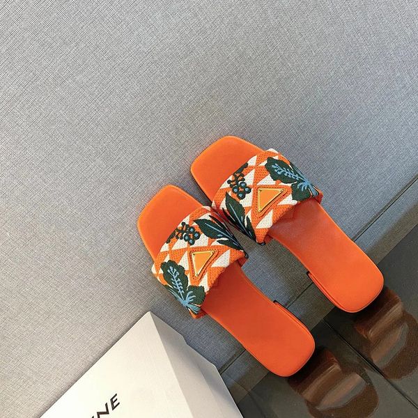 luxurious brands triangolo ibiscus luxe flat slide slippers slip on fabric sandals floral embroidered open toe shoes designer for women holi, Black
luxurious brands triangolo ibiscus luxe flat slide slippers slip on fabric sandals floral embroidered open toe shoes designer for women holi, Black