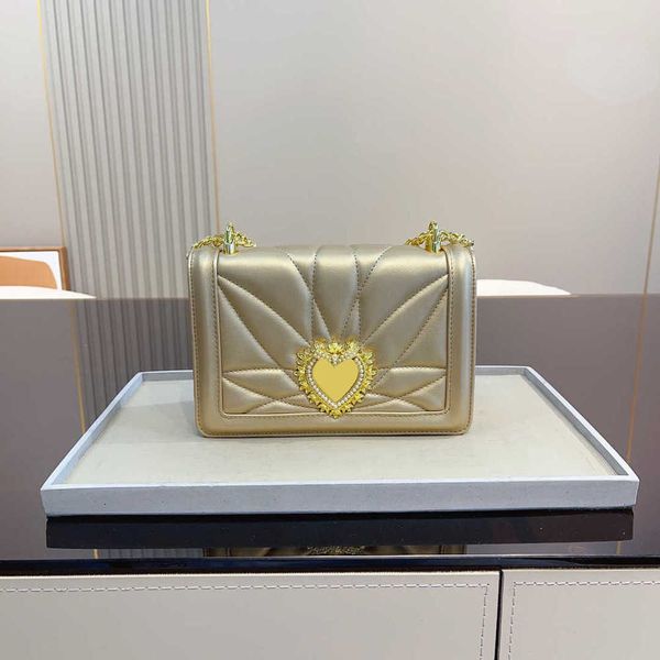 handbags crossbody bags designer bag 7 colors women luxury chain bag handbag fashion classic love metal sheet phone coin purse totes
handbags crossbody bags designer bag 7 colors women luxury chain bag handbag fashion classic love metal sheet phone coin purse totes