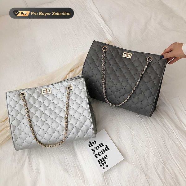 kalanta sac 2022 new fashion women's shoulder messenger luxury hand bags large capacity popular pu leather handbags
kalanta sac 2022 new fashion women's shoulder messenger luxury hand bags large capacity popular pu leather handbags