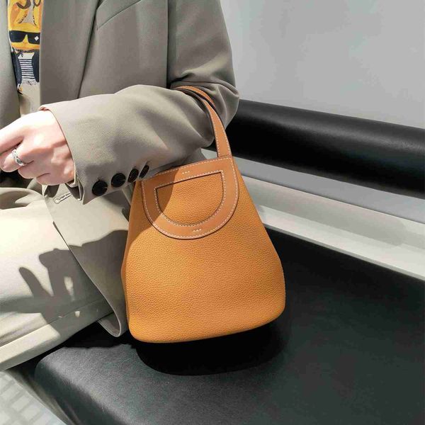 designer luxury cowhide leather women's vegetable basket bucket bag premium sense pig nose crossbody handbag2r3olga5 picotin
designer luxury cowhide leather women's vegetable basket bucket bag premium sense pig nose crossbody handbag2r3olga5 picotin