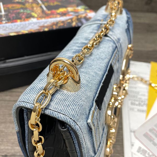 cross body designer luxury jewelry crossbody messenger bag shoulder handbags golden square handbag baroque fashion bag designer classic chai
cross body designer luxury jewelry crossbody messenger bag shoulder handbags golden square handbag baroque fashion bag designer classic chai