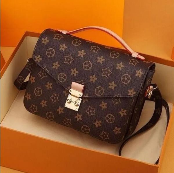 shoulder bags luxurys new designers bag embossing flower pochette women handbag messenger bags genuine leather metis elegant womens crossbod
shoulder bags luxurys new designers bag embossing flower pochette women handbag messenger bags genuine leather metis elegant womens crossbod