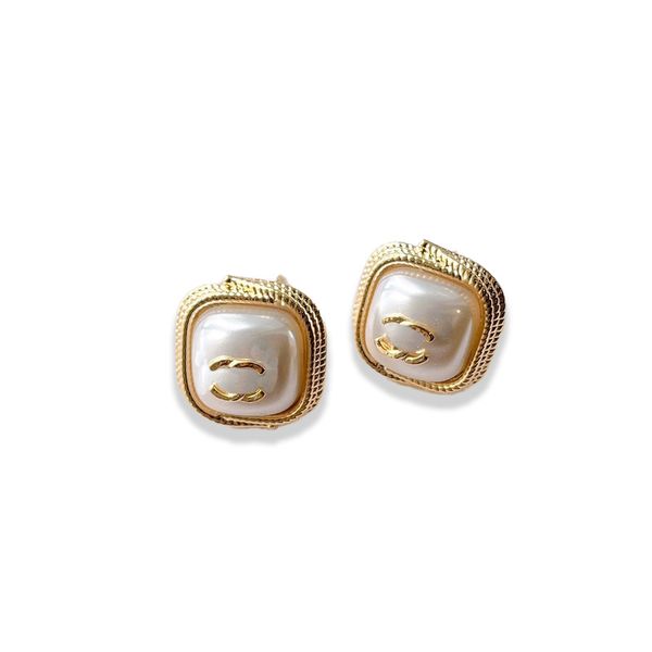 designer stud channel earrings for women stamp brand 18k gold plated letters fashion women temperament earring wedding jewerlry classic styl, Golden;silver
designer stud channel earrings for women stamp brand 18k gold plated letters fashion women temperament earring wedding jewerlry classic styl, Golden;silver
