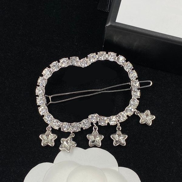 fashion designer hair clips exquisite crystal hairpin star letter hair clip for women girl hairband jewelry supply, Golden;silver
fashion designer hair clips exquisite crystal hairpin star letter hair clip for women girl hairband jewelry supply, Golden;silver