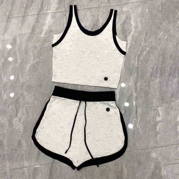 women's tracksuits knitted suit women's summer foreign style black and white casual vest shorts small slim two-piece set, Gray
women's tracksuits knitted suit women's summer foreign style black and white casual vest shorts small slim two-piece set, Gray