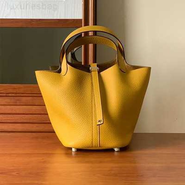 designer luxury vegetable basket women's leather bucket small high class hand wedding bag2wnes83h picotin
designer luxury vegetable basket women's leather bucket small high class hand wedding bag2wnes83h picotin