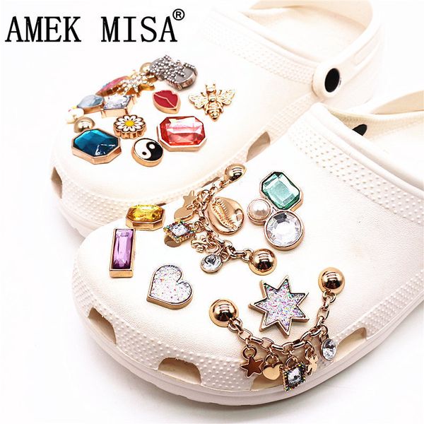 shoe parts accessories original luxury metal chain style shoe charms butterfly rivet clover sandals decorations croc jibz for gifts 230403, White;pink
shoe parts accessories original luxury metal chain style shoe charms butterfly rivet clover sandals decorations croc jibz for gifts 230403, White;pink