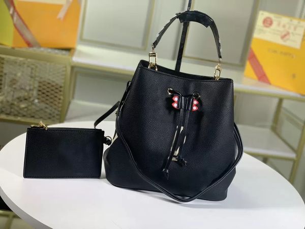luxury designers womens bucket shoulder bags with canvas fabric crossbody bag genuine leather handbag adjustable strap fashion bb embossing, Black;red
luxury designers womens bucket shoulder bags with canvas fabric crossbody bag genuine leather handbag adjustable strap fashion bb embossing, Black;red