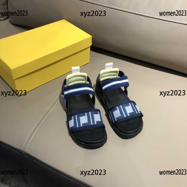 2023 refreshing summer kids shoes designer baby sandals boys slippers contrast design cost price box packaging children's size 26-35, Black;red
2023 refreshing summer kids shoes designer baby sandals boys slippers contrast design cost price box packaging children's size 26-35, Black;red