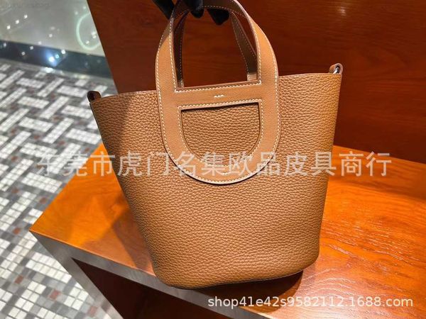 designer luxury bucket original factory tc leather handmade wax thread pig nose vegetable basket women's bag picotin
designer luxury bucket original factory tc leather handmade wax thread pig nose vegetable basket women's bag picotin