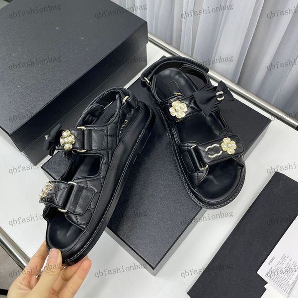 luxury fashion designer sandals flat slippers bow lotus rhinester buckle outdoor floor sliding wedge sandals women letter platform womens br, Black
luxury fashion designer sandals flat slippers bow lotus rhinester buckle outdoor floor sliding wedge sandals women letter platform womens br, Black