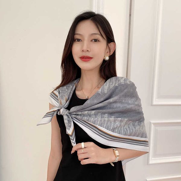 sarongs 2022 spring new style 90 big square scarf female elegant korean style twill fashion geometric printing silk scarf p230403, Blue;gray
sarongs 2022 spring new style 90 big square scarf female elegant korean style twill fashion geometric printing silk scarf p230403, Blue;gray