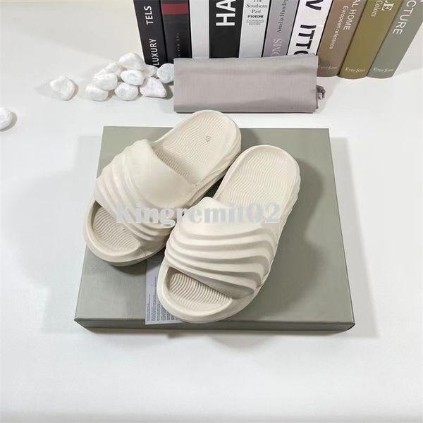 designer slippers men sandals slides foam slippers man luxury soft sandal summer beach slide rubber flat flip flops with box, Black
designer slippers men sandals slides foam slippers man luxury soft sandal summer beach slide rubber flat flip flops with box, Black