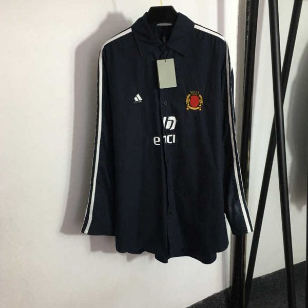 23ss high neck blouse womens shirt designer blouse co-branded new badge embroidered side stripe webbing lapel long-sleeved shirt women cloth, White
23ss high neck blouse womens shirt designer blouse co-branded new badge embroidered side stripe webbing lapel long-sleeved shirt women cloth, White