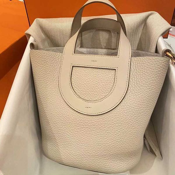 designer luxury handmade wax thread pig nose vegetable basket tc cowhide fashion versatile handbag water bucket bag femaleyj2hpygd picotin
designer luxury handmade wax thread pig nose vegetable basket tc cowhide fashion versatile handbag water bucket bag femaleyj2hpygd picotin