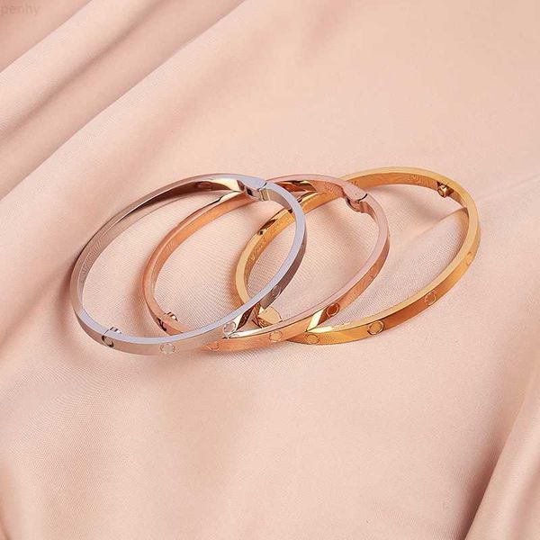 high edition small model love bangles lovers' bracelets for women girl ladies stainless steel narrow screw screwdriver bracelet, Golden;silver
high edition small model love bangles lovers' bracelets for women girl ladies stainless steel narrow screw screwdriver bracelet, Golden;silver
