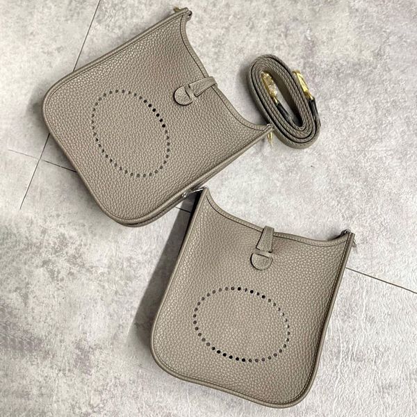 fashian evelyn shipping shoulder bag luxury designer genuine leather tote wallets womens mens pochette clutch handbag woman crossbody beach
fashian evelyn shipping shoulder bag luxury designer genuine leather tote wallets womens mens pochette clutch handbag woman crossbody beach
