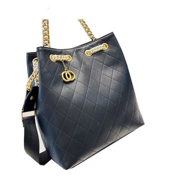 evening bags cc bag luxury brand shoulder bags calfskin classic bucket quilted black drawstring bags gold chain strap crossbody shoulder jum
evening bags cc bag luxury brand shoulder bags calfskin classic bucket quilted black drawstring bags gold chain strap crossbody shoulder jum