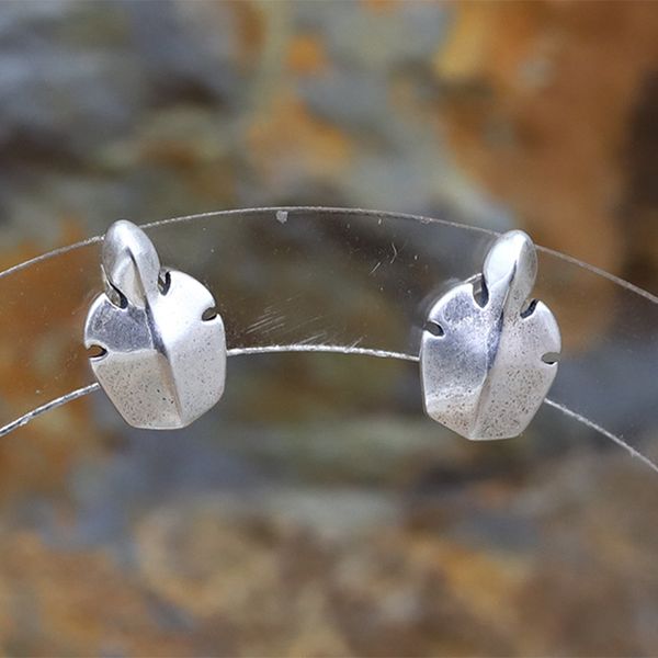 e205 s925 pure silver ear studs personalized classic punk hip hop style cross flower tail earrings jewelry design gift for lovers, Golden
e205 s925 pure silver ear studs personalized classic punk hip hop style cross flower tail earrings jewelry design gift for lovers, Golden