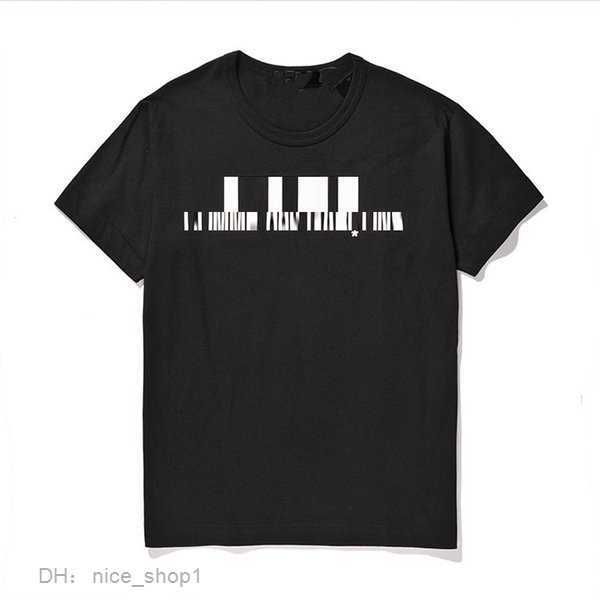 sellers play mens t shirt designer cdg embroidery red heart commes des casual s badge quanlity tshirts cotton short sleeve summer loose over, White;black
sellers play mens t shirt designer cdg embroidery red heart commes des casual s badge quanlity tshirts cotton short sleeve summer loose over, White;black