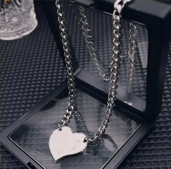 european and american letter necklaces, fashionable and versatile, love collarbone chains for women, Silver
european and american letter necklaces, fashionable and versatile, love collarbone chains for women, Silver