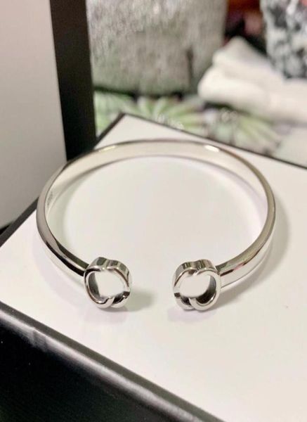 classic simple silver letters bracelet bangle fashion designer bracelets cuff bangle women lady party wedding jewelry anniversary 5785899, Golden;silver
classic simple silver letters bracelet bangle fashion designer bracelets cuff bangle women lady party wedding jewelry anniversary 5785899, Golden;silver
