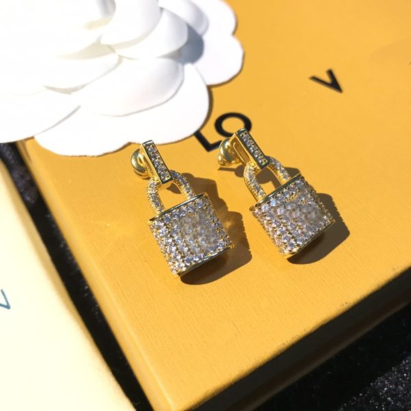 lovevivi earrings designer for women new fashion earring love earrings for woman brand simple letters diamond lady earrings jewelry ear stud, Golden;silver
lovevivi earrings designer for women new fashion earring love earrings for woman brand simple letters diamond lady earrings jewelry ear stud, Golden;silver