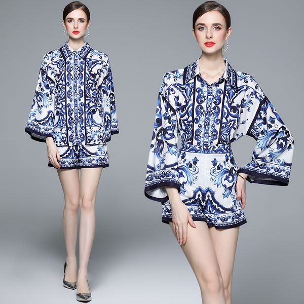 summer designer short pants women outfits retro floral two piece sets 2023 fashion flare sleeve blouse and casual shorts party 2 piece set g, White
summer designer short pants women outfits retro floral two piece sets 2023 fashion flare sleeve blouse and casual shorts party 2 piece set g, White