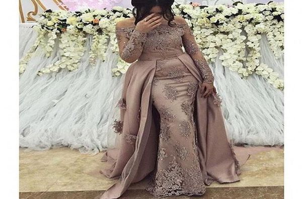 elegant arabic long sleeves lace evening dresses bateau neck tulle applique beaded plus size formal party dress with detachable tr1031070, Black;red
elegant arabic long sleeves lace evening dresses bateau neck tulle applique beaded plus size formal party dress with detachable tr1031070, Black;red