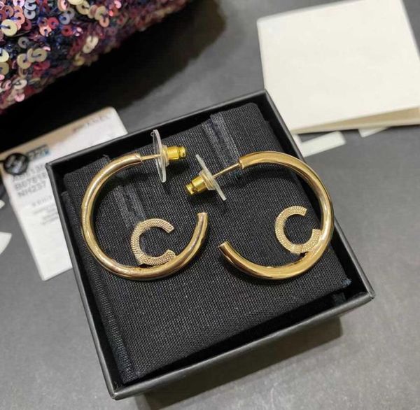 2022 dangle charm round shape drop earring in 18k gold plated for women wedding jewelry gift have box stamp ps73004750429, Golden
2022 dangle charm round shape drop earring in 18k gold plated for women wedding jewelry gift have box stamp ps73004750429, Golden