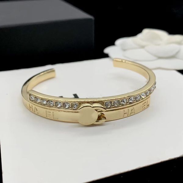 cuff new designer fashion high-grade explosive open bracelet, White
cuff new designer fashion high-grade explosive open bracelet, White