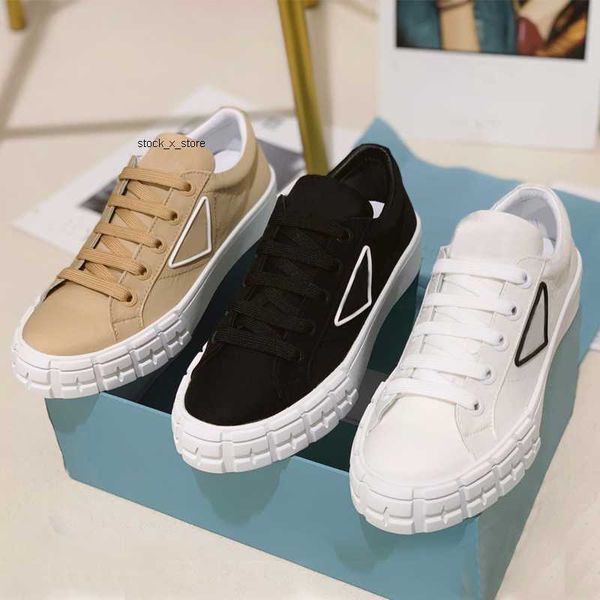 designer shoes travel flat trainers black women lace-up casual sports 100% bright lacquer leather sneaker white thick bottom shoe platform l
designer shoes travel flat trainers black women lace-up casual sports 100% bright lacquer leather sneaker white thick bottom shoe platform l