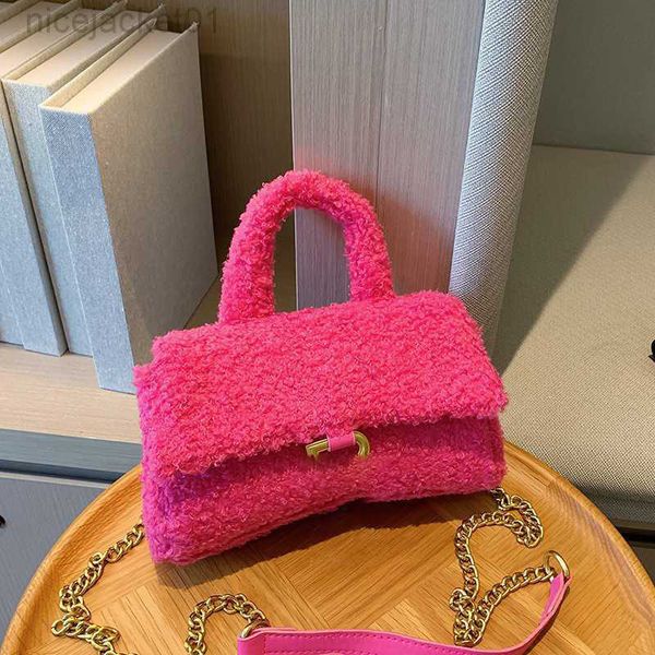 designer fashion bag plush bag women shoulder bag autumn and winter plush chain hourglass bag women black pink
designer fashion bag plush bag women shoulder bag autumn and winter plush chain hourglass bag women black pink